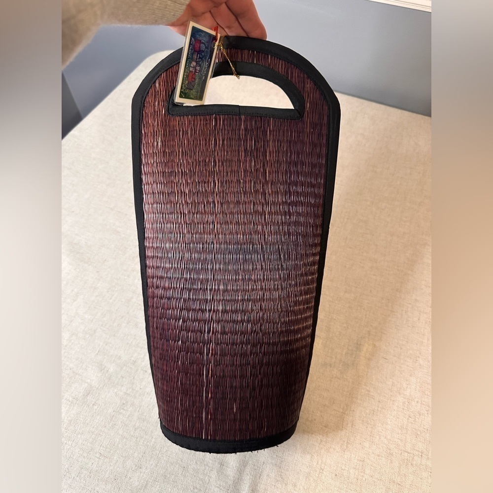 Saraye Baskets of Cambodia Tatami Woven Purse - Picture 12 of 12